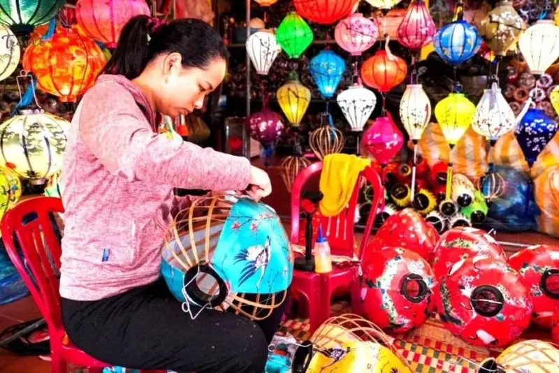 Hoi An Ancient Street Lanterns