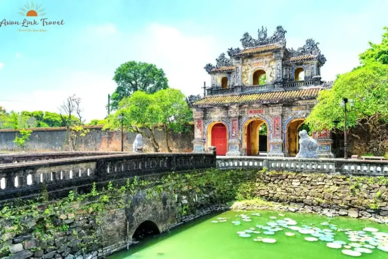 Hue Ancient South Gate Bridge