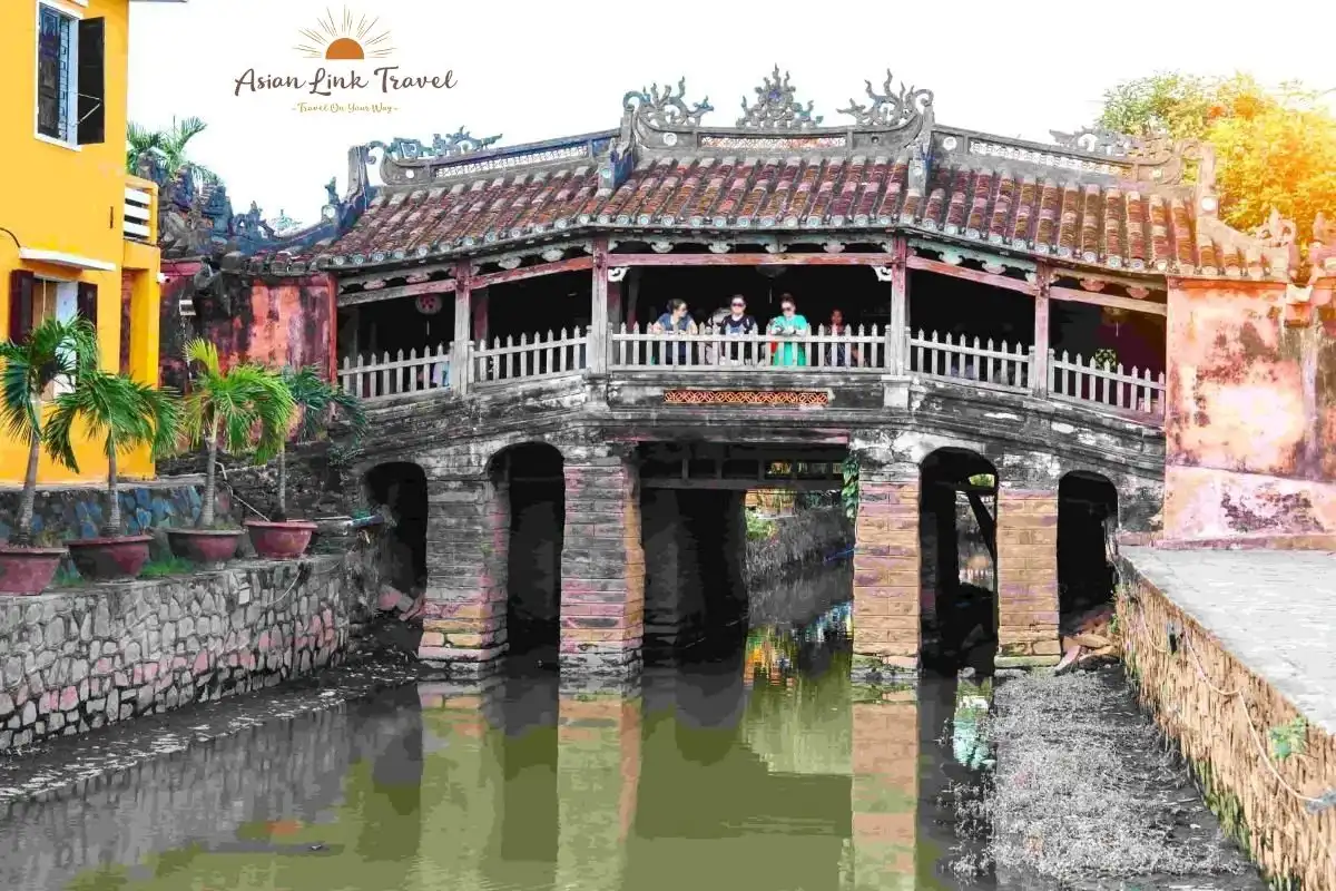 Hoi An Japanese Covered Bridge1