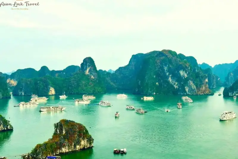 Halong Bay Cruise View