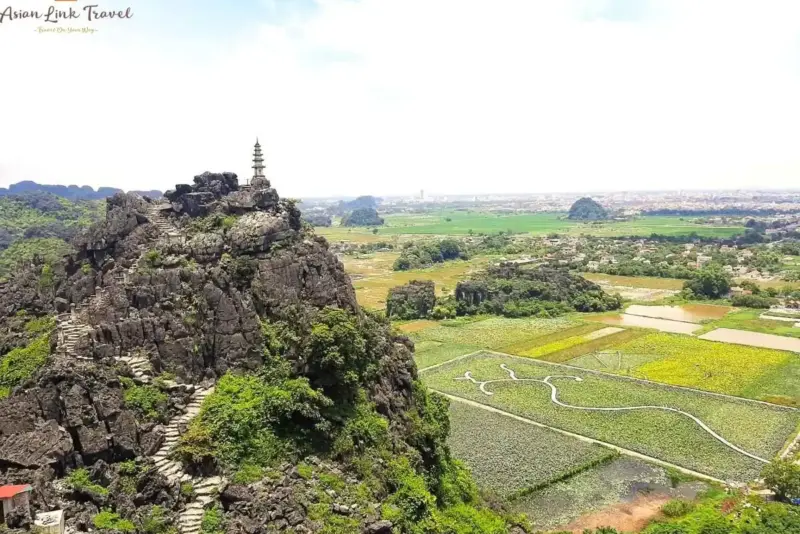 Mua Cave Viewpoint