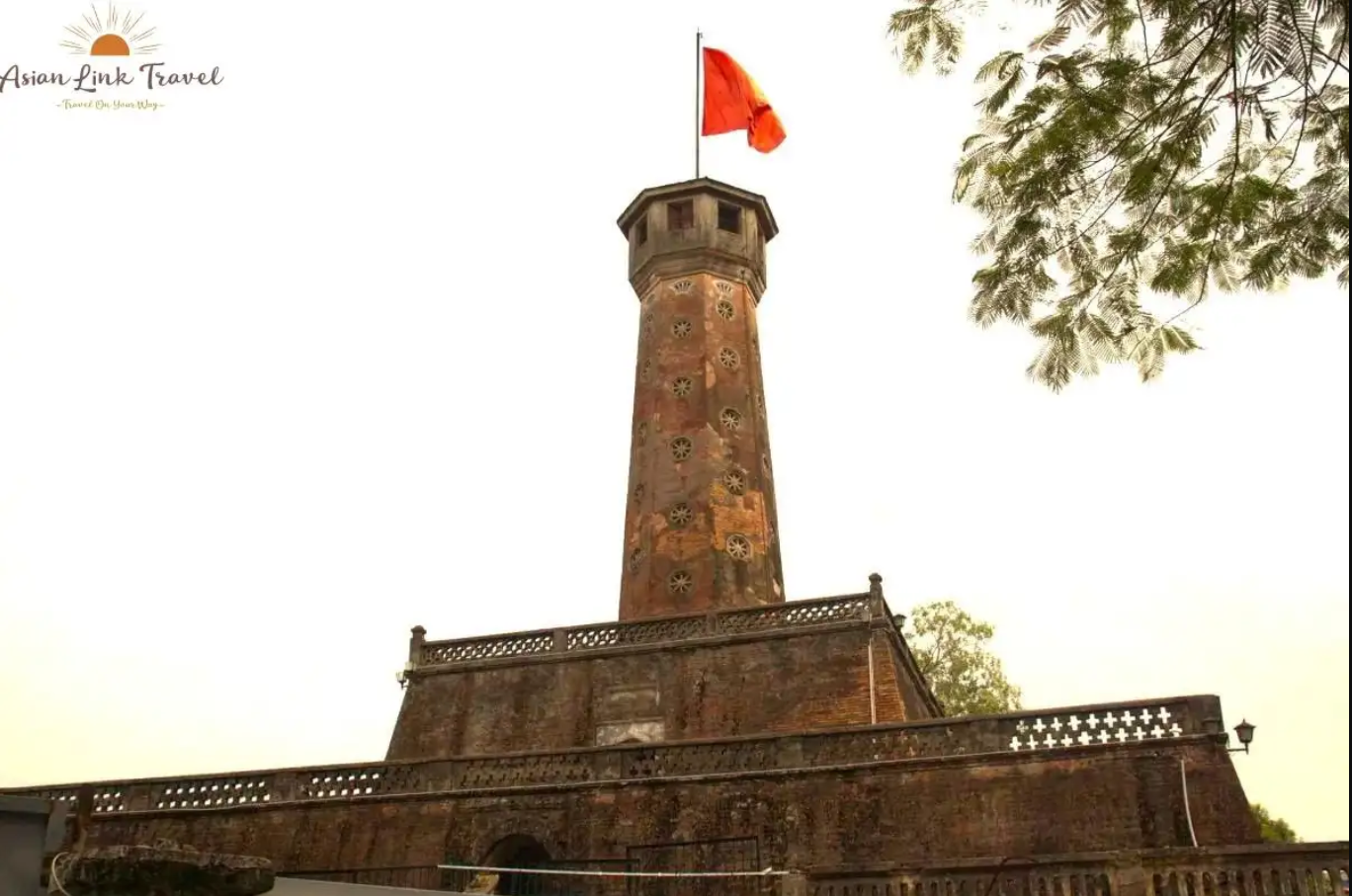 Discover The North And South of Vietnam