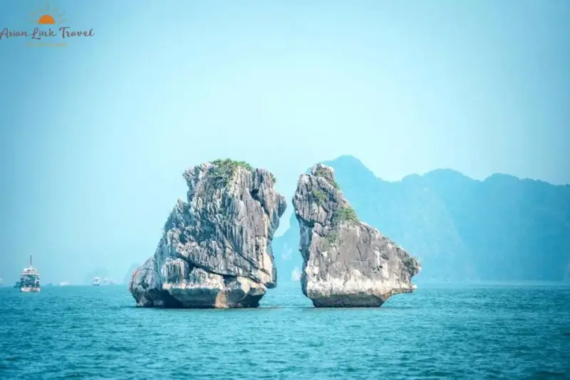 Halong Bay Kissing Rocks
