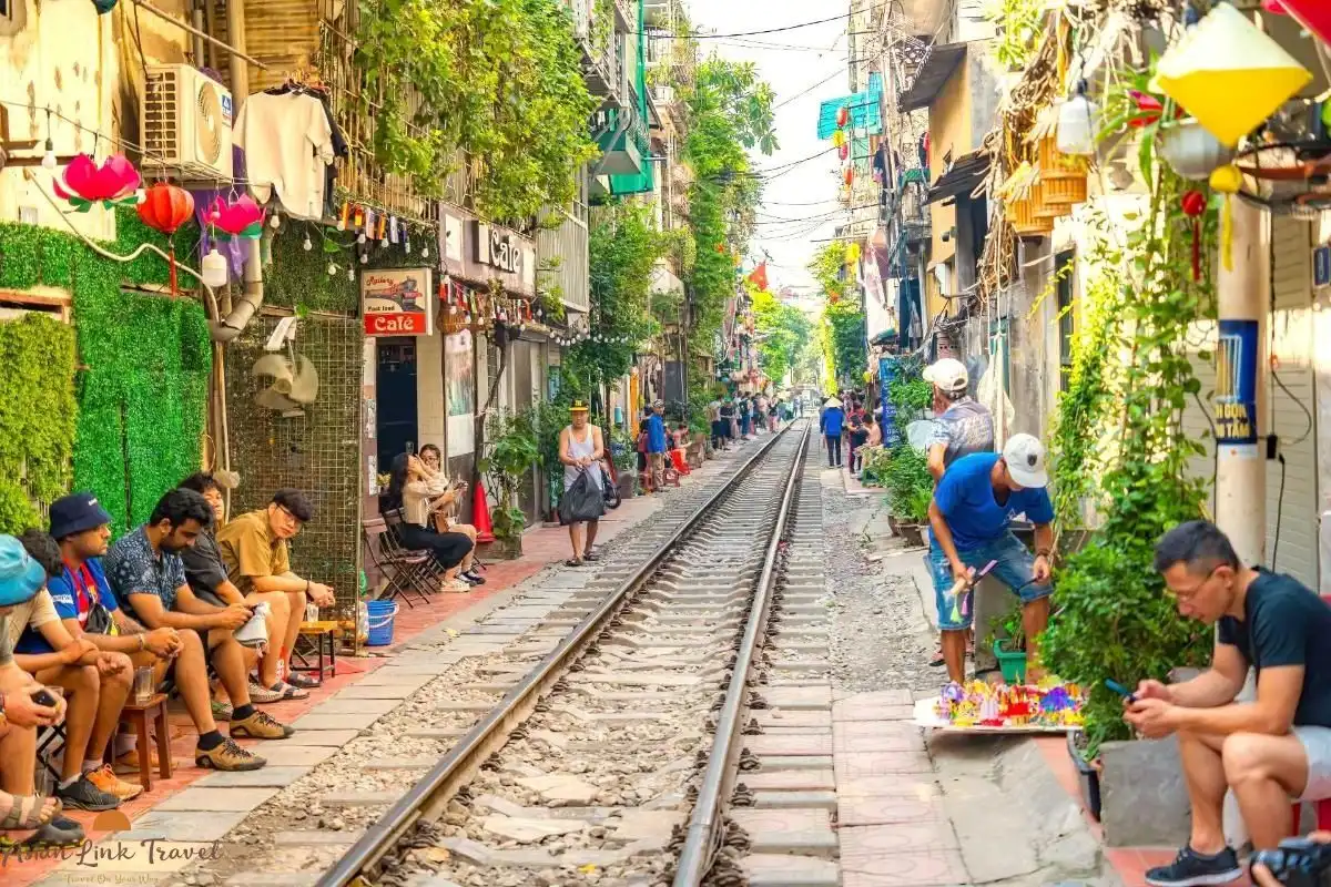 Hanoi Train Street