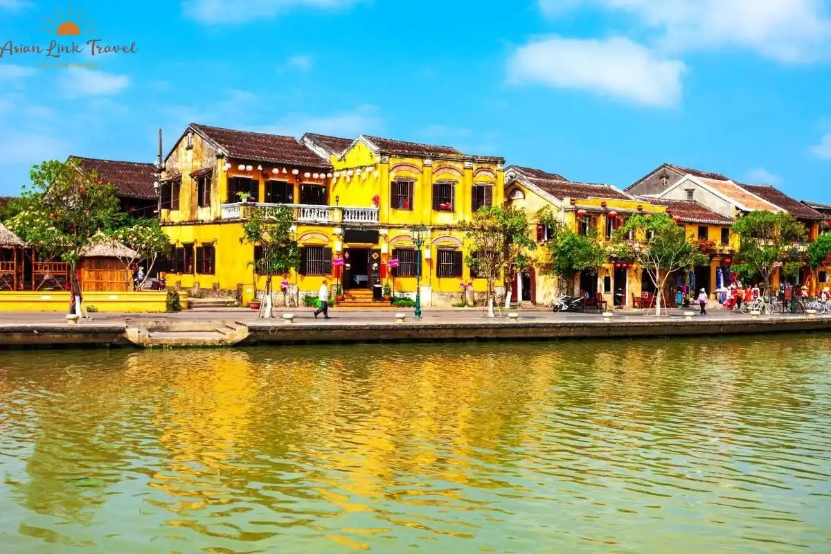Hoi An Ancient Town Riverside